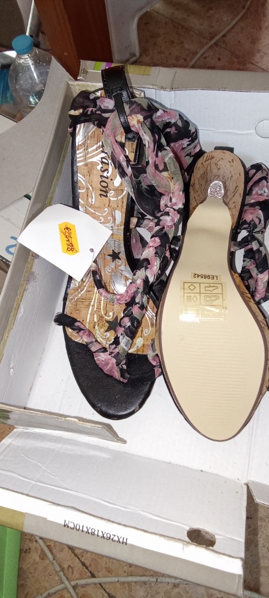 Tacones Farasion mujer negros,talla 37