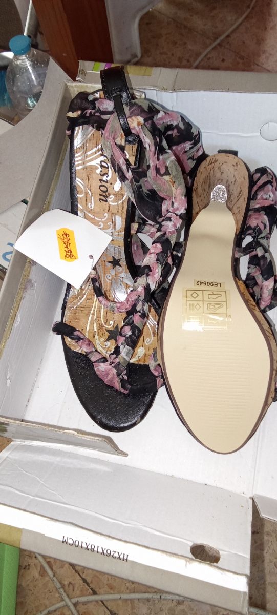 Tacones Farasion mujer negros,talla 37