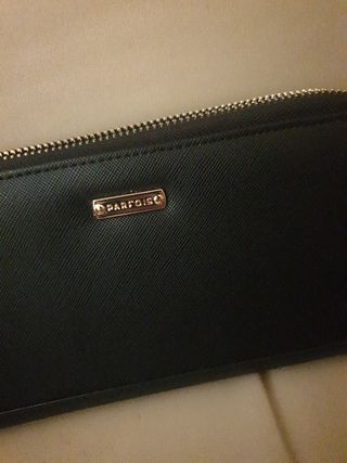 Monedero Parfois negro