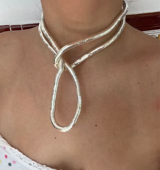 Collar plateado flexible