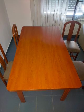 Mesa comedor extensible madera - 4 sillas