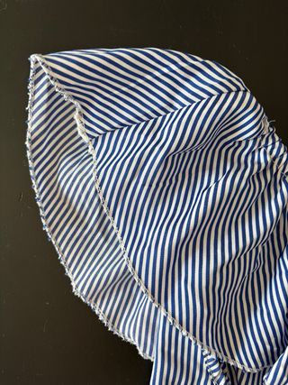 Top estivo a righe blu