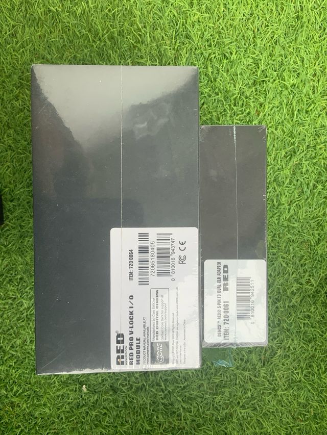 RED KOMODO-X + Operador con patines en linea.