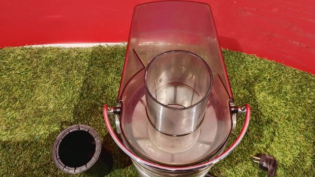 LICUADORA EXPRIMIDOR. 2A OPORTUNITAT