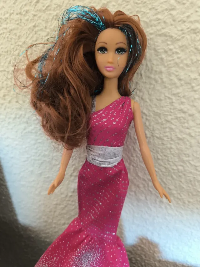 BARBIE Sirena Ariel + vestido extra