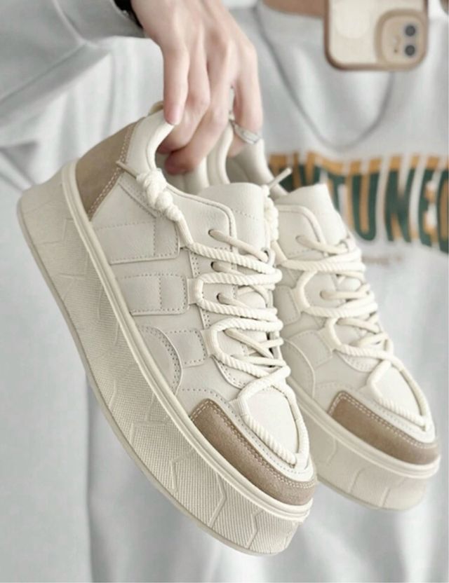 Zapatillas beige hombre talla 45