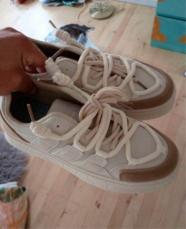 Zapatillas beige hombre talla 45