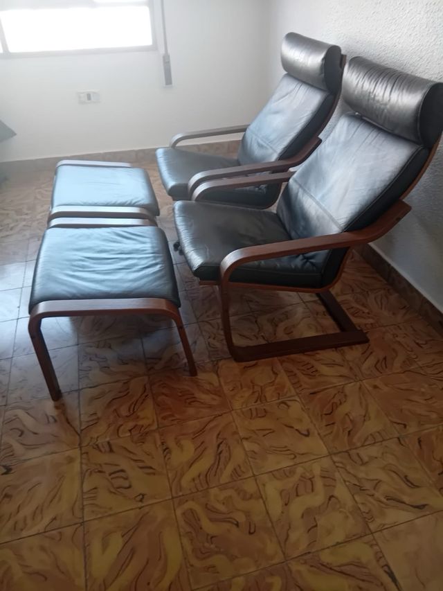 Sillones Poang de Piel + Reposapiés