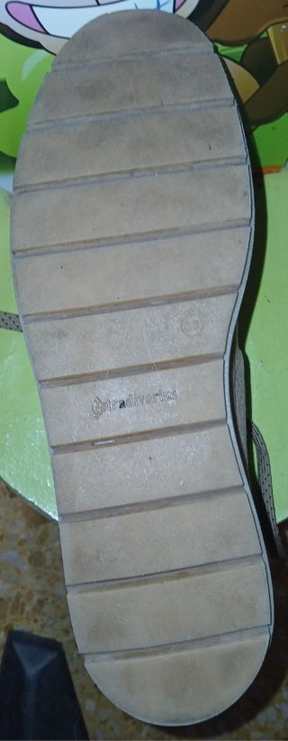 Botines Stradivarius beige
