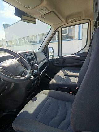IVECO 35C16 2018 PAQUETERA 