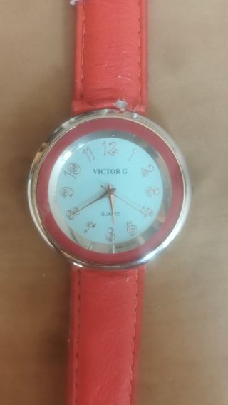 Reloj Victor G Rojo