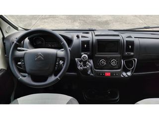 Autocaravana Sunlight V66 Perfilada