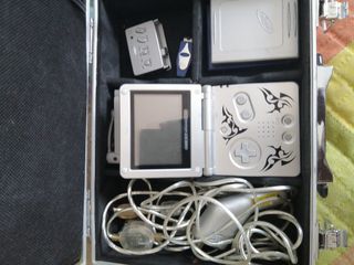 Gameboy Advance SP Plata - Consola con Juegos