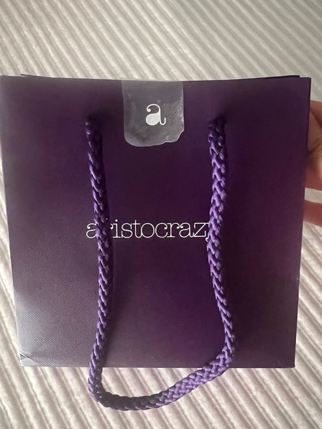Colgante Aristocrazy Morado - Nuevo a estrenar.