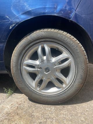 Llantas y neumáticos Renault Clio