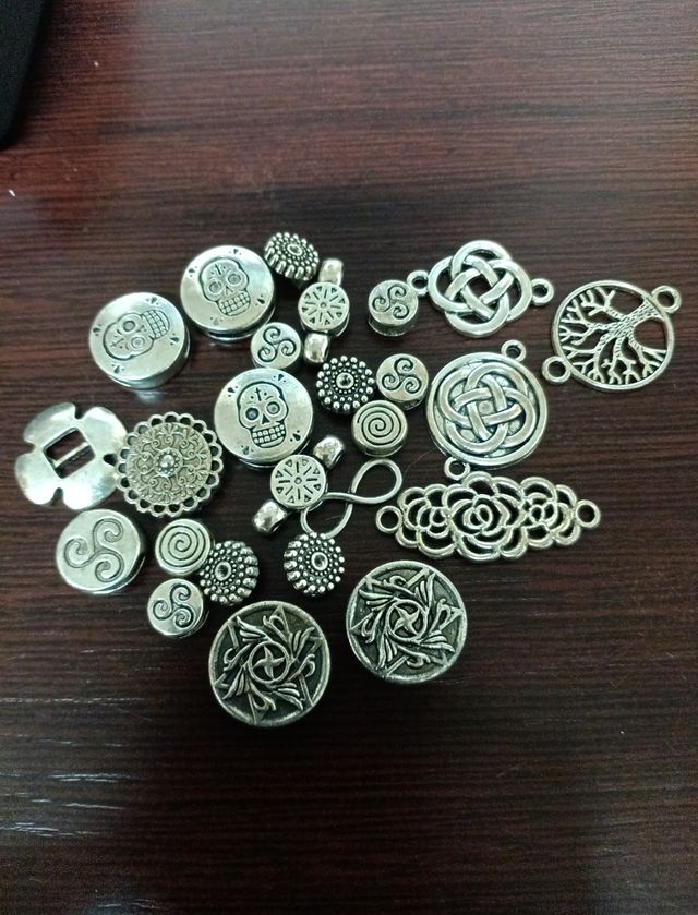 Abalorios: 20 piezas