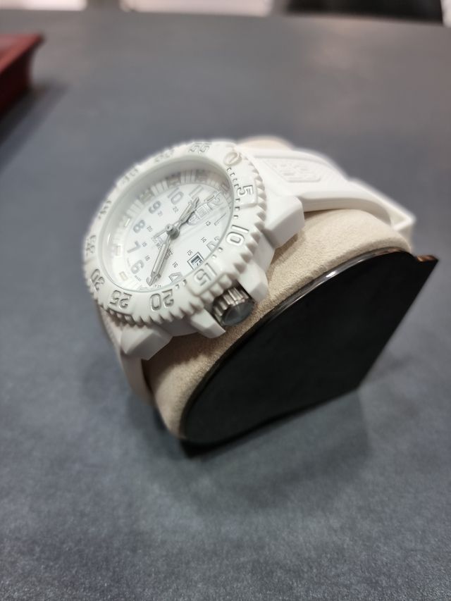 Luminox: NAY SEAL COLOMARK