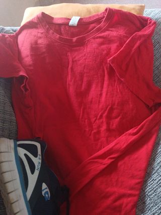 Zapatillas NICOBOBO - Talla 41 y camiseta m
