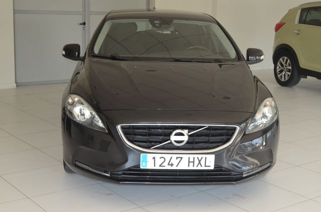 Volvo V40 2014