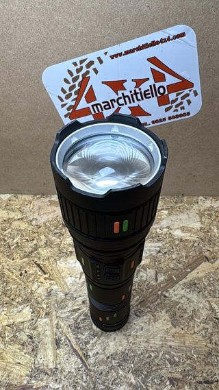 Torcia Tattica Ricaricabile LED