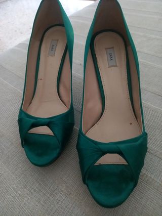 Zapatos Zara verdes 39