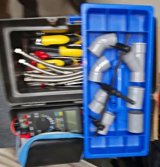 Herramientas varias  con caja 