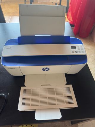 Impresora HP DeskJet 2720e - Azul y Blanca
