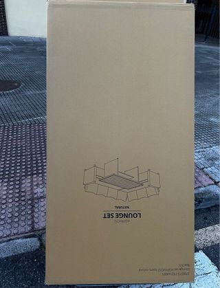 Mesa jardín beige sin desembalar 
( SOLO MESA)
