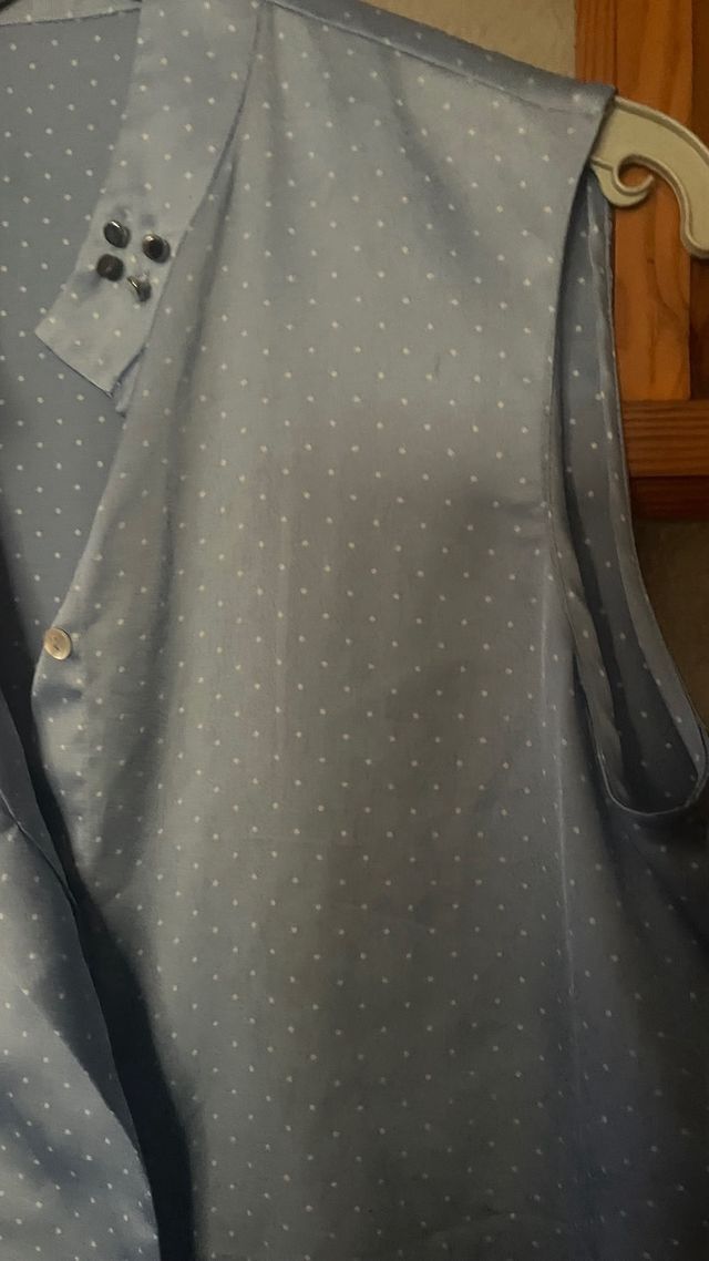 Blusa Mango satinada azul - Talla XS