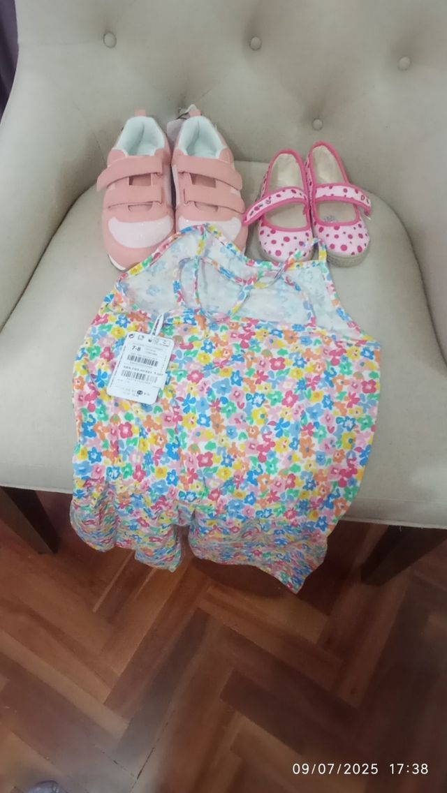 Vestido niña + 2 pares zapatos