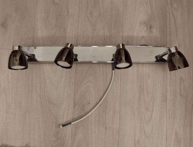 Barra LED Baño - Negro/Plata