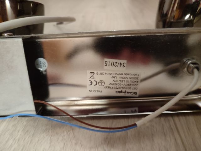 Barra LED Baño - Negro/Plata