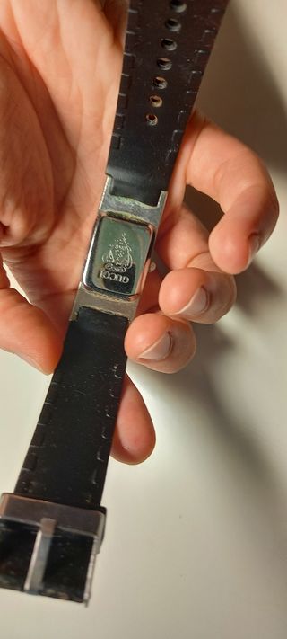 Reloj Gucci - Negro y Plata
