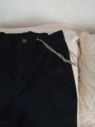 Pantalones negros - Cadenas