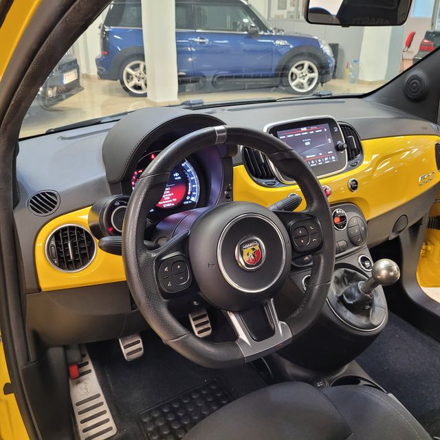 Abarth 595 2020