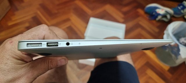 MacBook Air Plata - leer