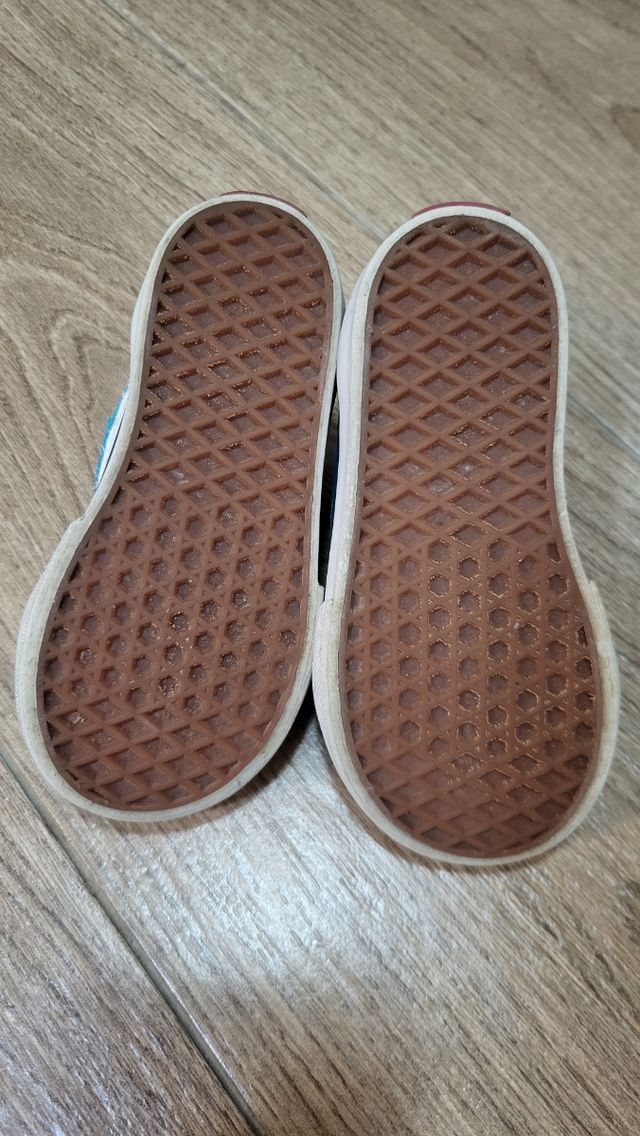 Vans niño talla 22