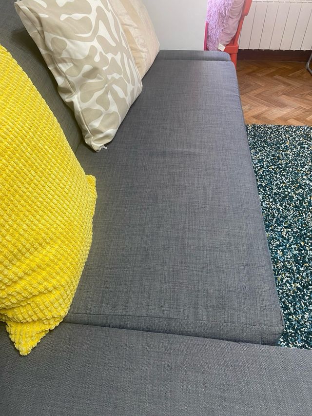 Sofá cama gris - 3 plazas
