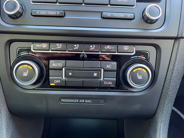 Volkswagen Golf Cabrio 2012