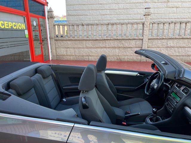 Volkswagen Golf Cabrio 2012