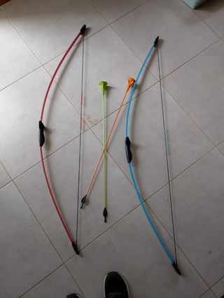 Arco y flechas infantiles