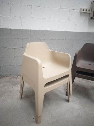 Sillas PEDRALI PLUS 630