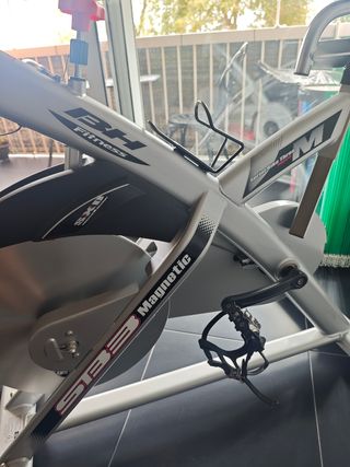 Bicicleta estática BH Fitness M Magnetic