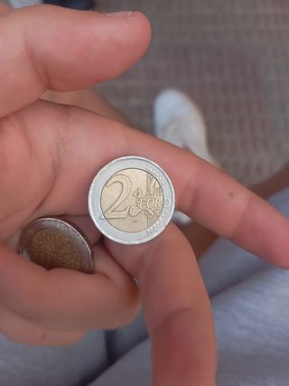 Moneda 2 euros Grecia tocada por mi 
