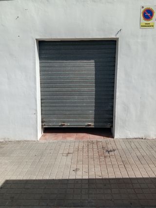 Puerta local comercial