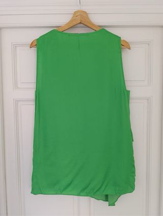Blusa Zara verde asimétrica