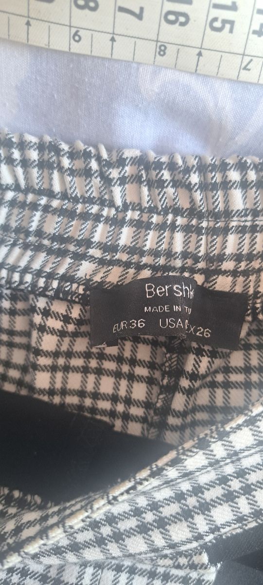 Falda pantalón cuadros blanco-negro