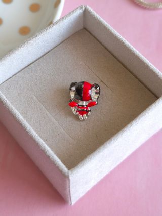 Charm plata 925 - Vampira roja