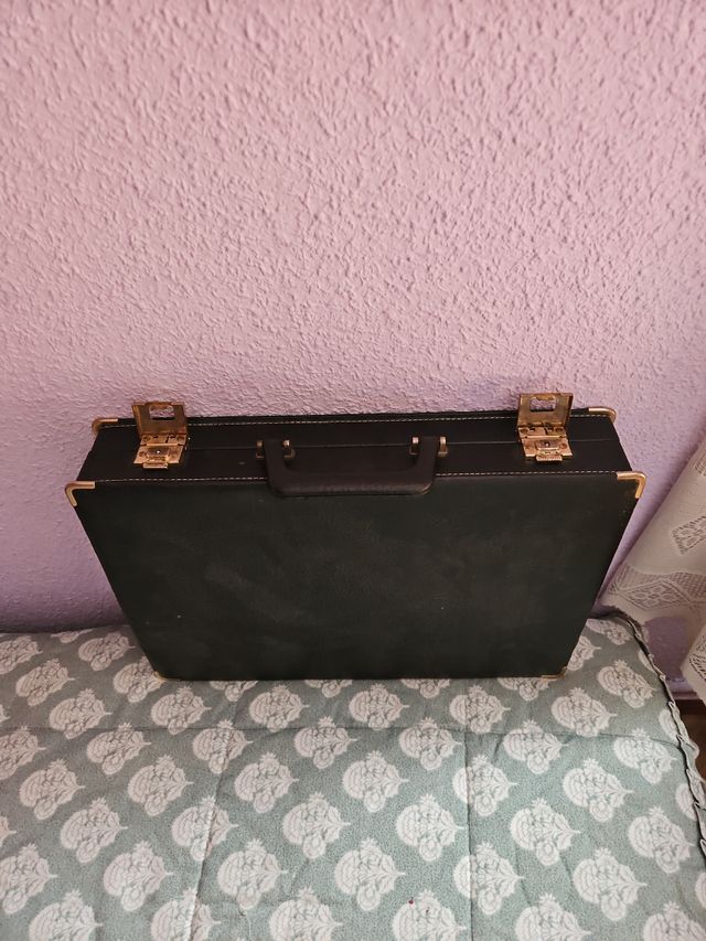 Maletín ejecutivo negro