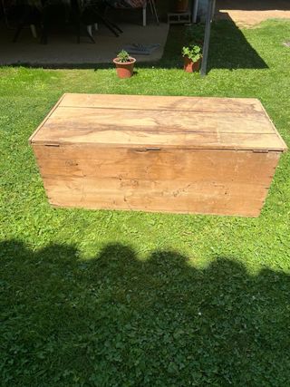 Arca madera antigua